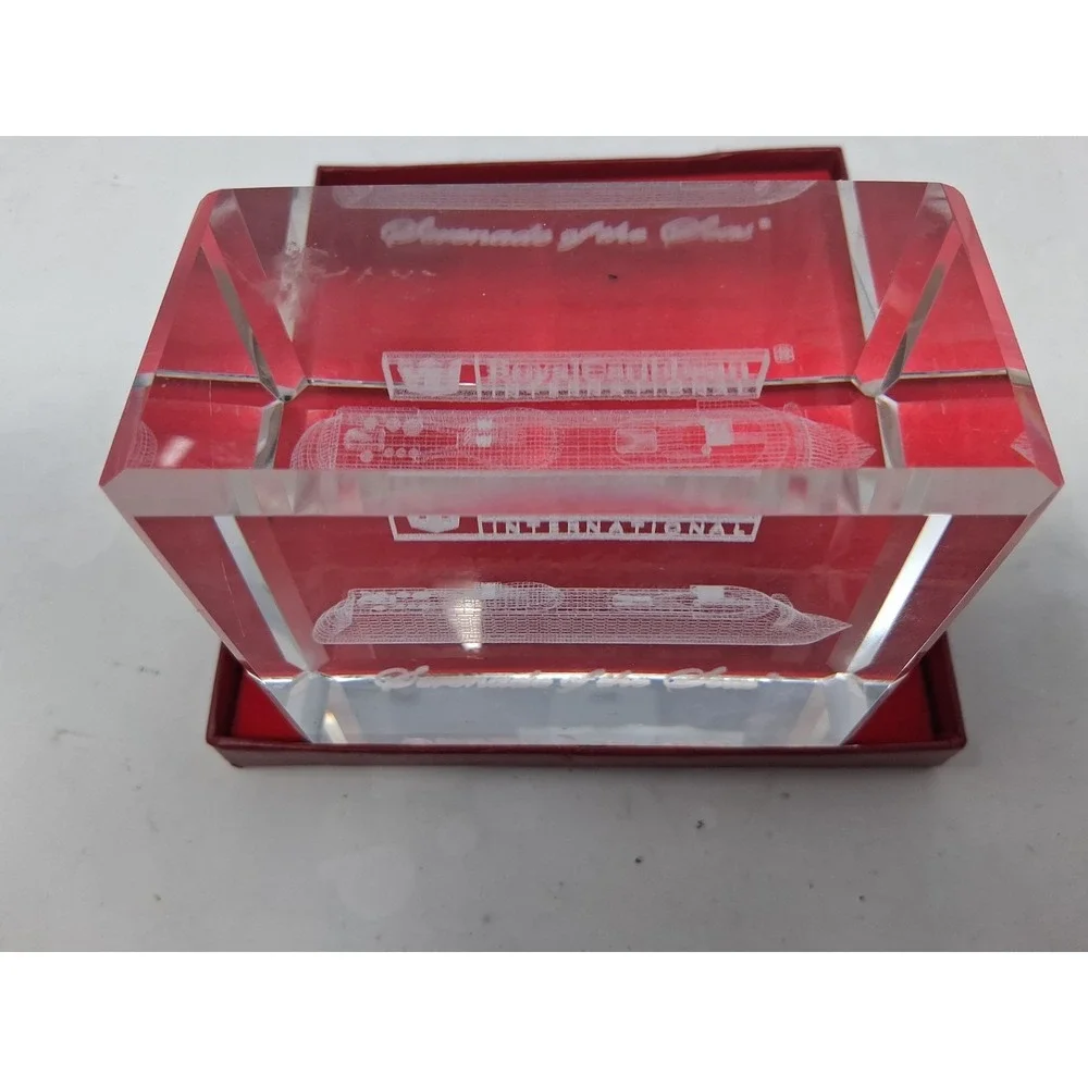 ROYAL CARIBBEAN Serenade Of The Seas Ship 3D Etched Crystal Block (no box) O
